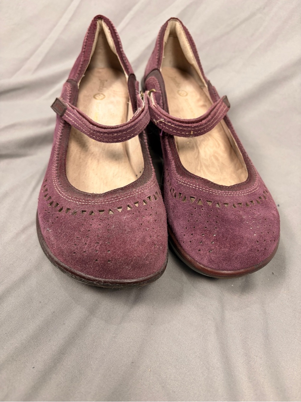 Jambu Terralilly Mary Jane Shoes Maroon Suede Wedge Perforated Size 7.5